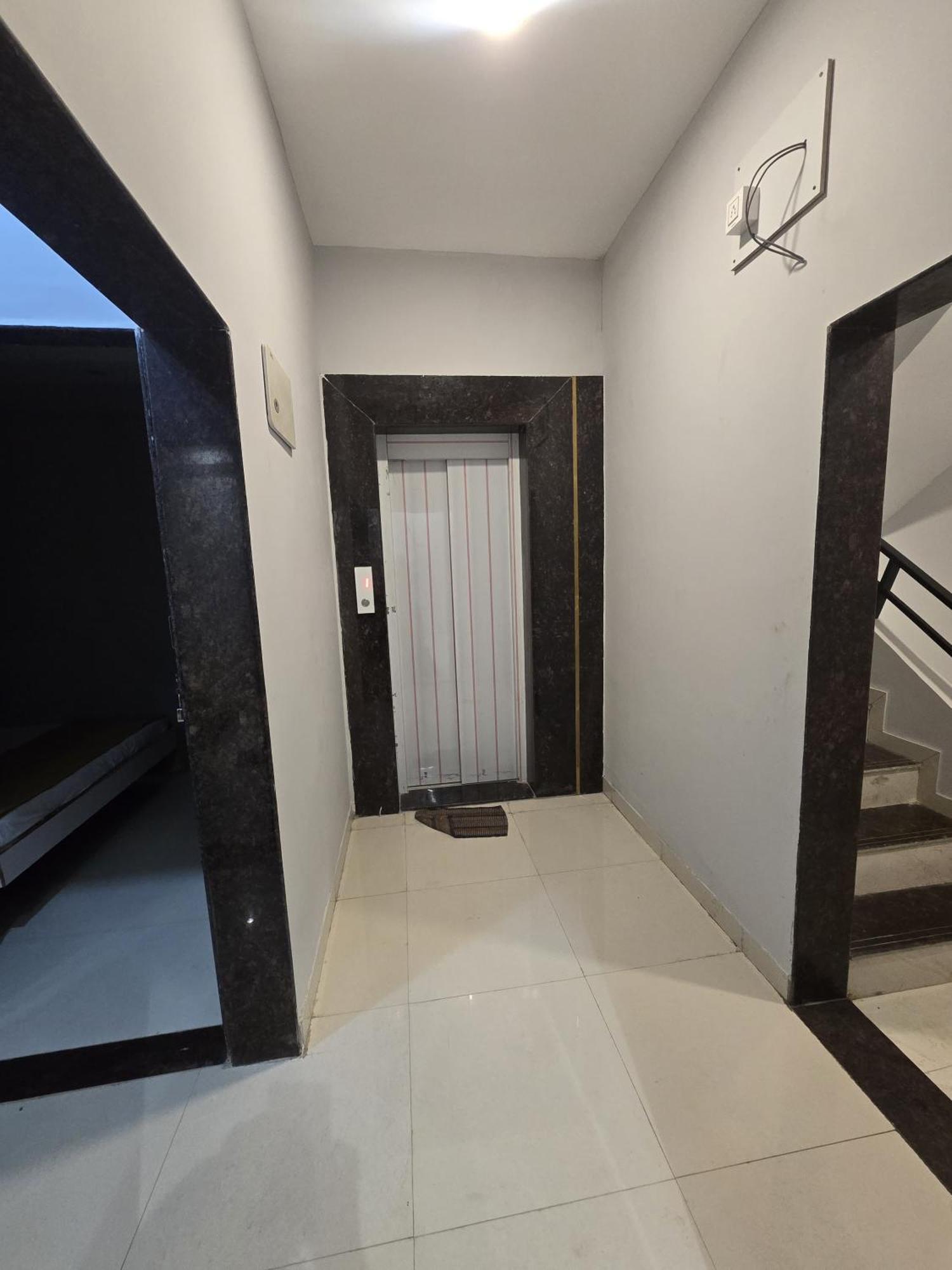 Vivanta Inn Lodge, سولابور المظهر الخارجي الصورة